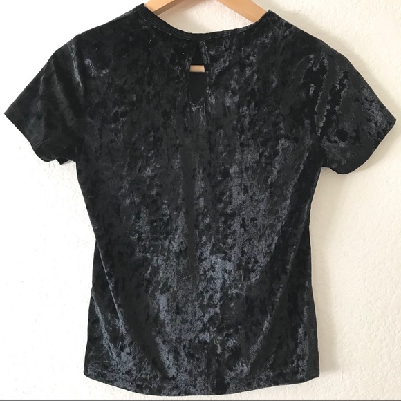 Hollister Black Velvet Top - Picture 3 of 4